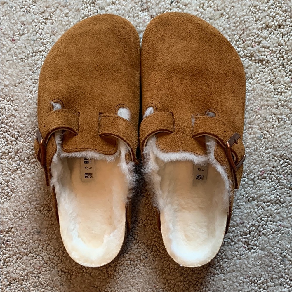 Brown Suede Slip-On Clogs with Fur Lining